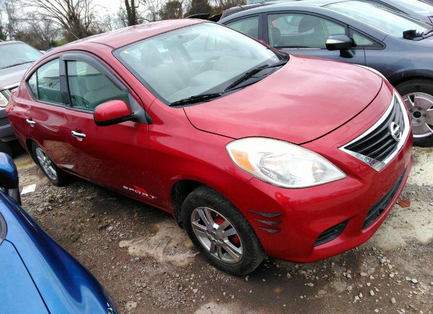 2014 Nissan Versa 1.6 SV (VIN 3N1CN7AP3EL860653) main photo