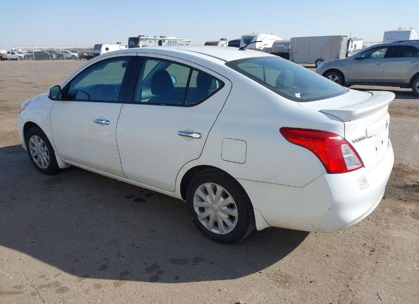 Photo 3 of 2014 Nissan Versa 1.6 SV (VIN 3N1CN7AP3EL869384)