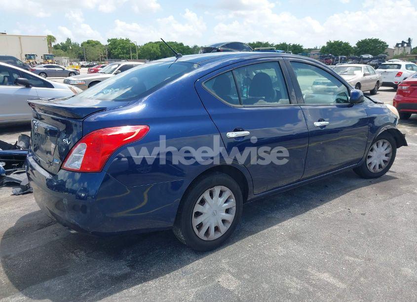 Photo 4 of 2014 Nissan Versa 1.6 SV (VIN 3N1CN7AP3EL870454)