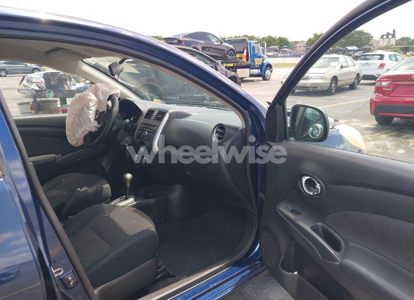 Photo 5 of 2014 Nissan Versa 1.6 SV (VIN 3N1CN7AP3EL870454)