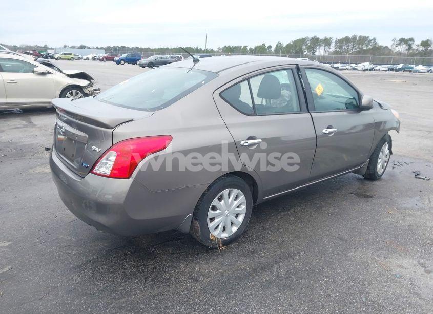 Photo 4 of 2014 Nissan Versa 1.6 SV (VIN 3N1CN7AP3EL870633)