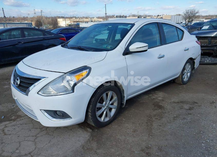 Photo 2 of 2015 Nissan Versa 1.6 SL (VIN 3N1CN7AP3FL802026)