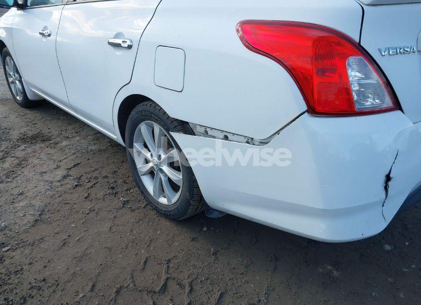 Photo 6 of 2015 Nissan Versa 1.6 SL (VIN 3N1CN7AP3FL802026)