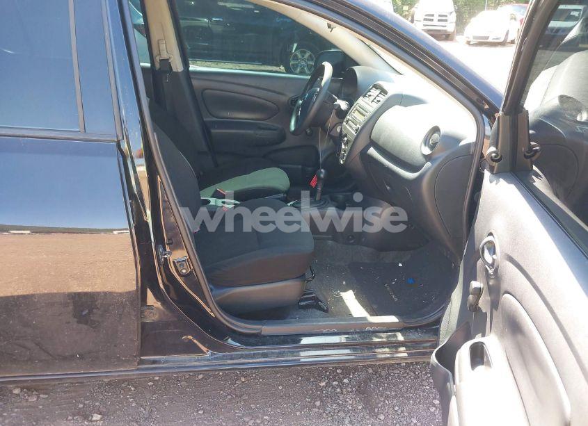 Photo 5 of 2015 Nissan Versa 1.6 S+ (VIN 3N1CN7AP3FL811308)