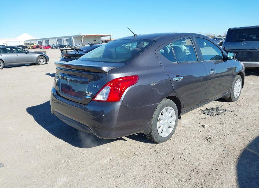 Photo 4 of 2015 Nissan Versa 1.6 S/1.6 S+/1.6 SL/1.6 SV (VIN 3N1CN7AP3FL816136)