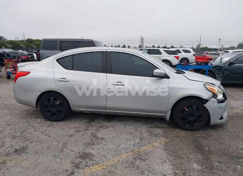 Photo 13 of 2015 Nissan Versa 1.6 S/1.6 S+/1.6 SL/1.6 SV (VIN 3N1CN7AP3FL819263)