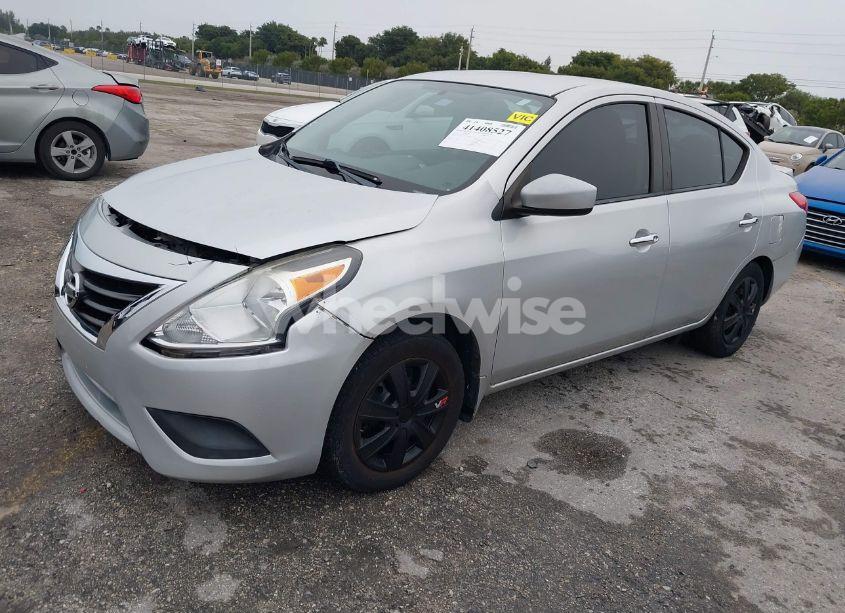 Photo 2 of 2015 Nissan Versa 1.6 S/1.6 S+/1.6 SL/1.6 SV (VIN 3N1CN7AP3FL819263)