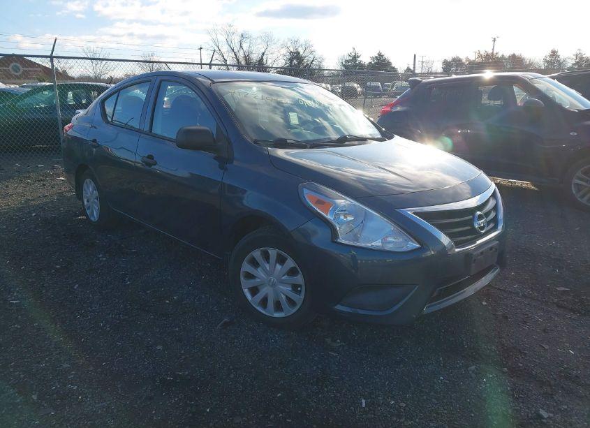 2015 Nissan Versa 1.6 S+ (VIN 3N1CN7AP3FL863280) main photo