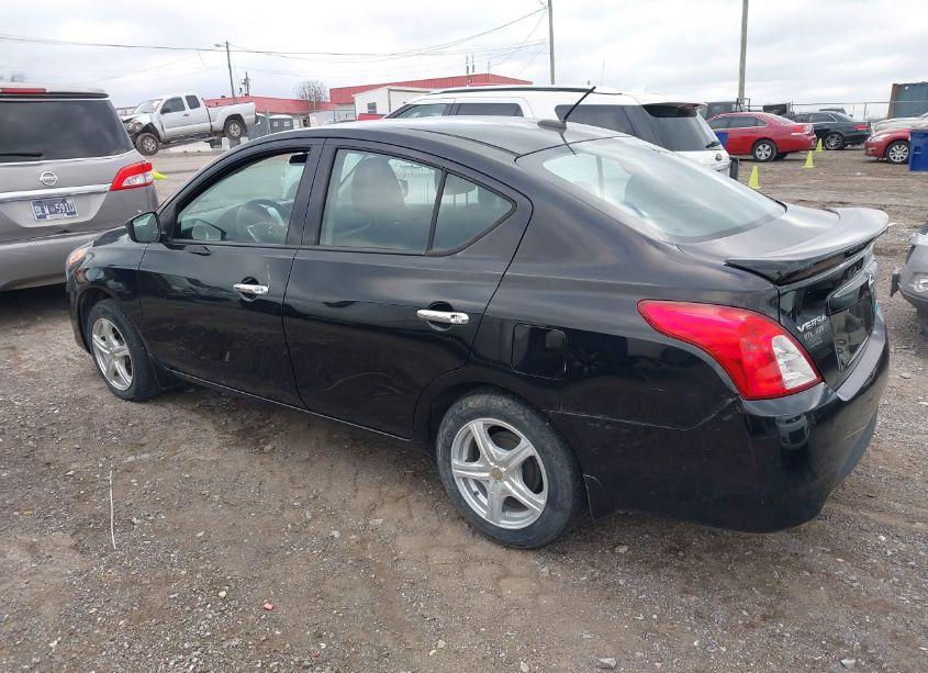 Photo 3 of 2015 Nissan Versa 1.6 SV (VIN 3N1CN7AP3FL874473)