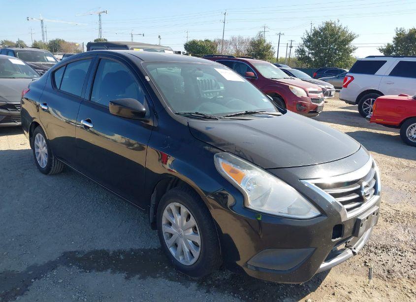 2015 Nissan Versa 1.6 SV (VIN 3N1CN7AP3FL896294) main photo