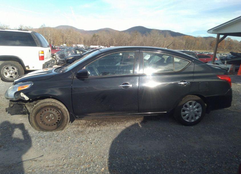 Photo 14 of 2015 Nissan Versa 1.6 S/1.6 S+/1.6 SL/1.6 SV (VIN 3N1CN7AP3FL910114)