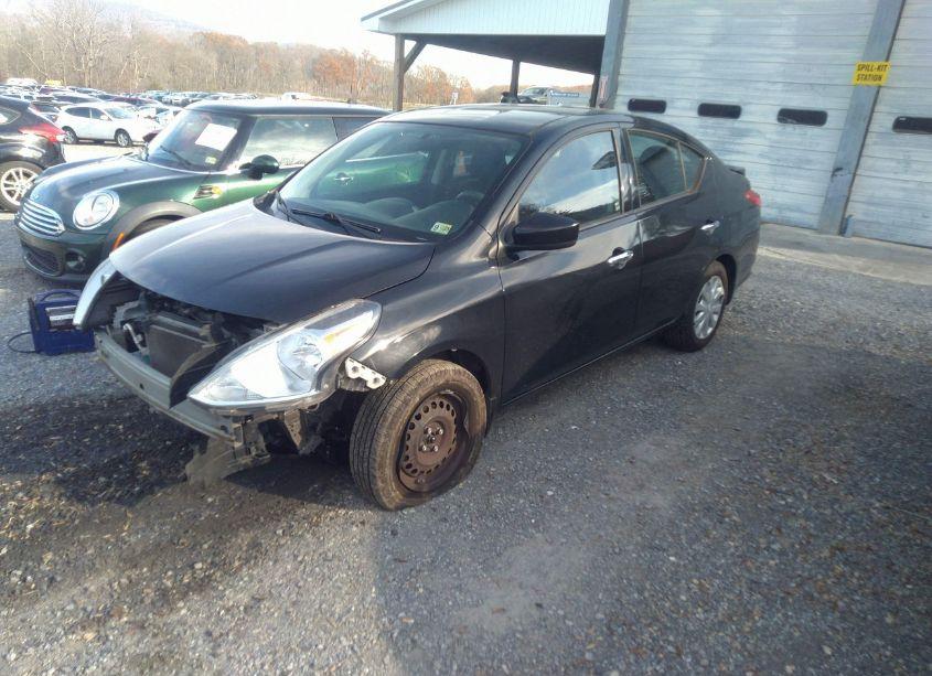 Photo 2 of 2015 Nissan Versa 1.6 S/1.6 S+/1.6 SL/1.6 SV (VIN 3N1CN7AP3FL910114)