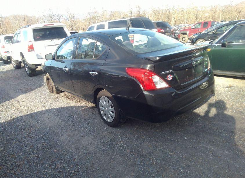 Photo 3 of 2015 Nissan Versa 1.6 S/1.6 S+/1.6 SL/1.6 SV (VIN 3N1CN7AP3FL910114)