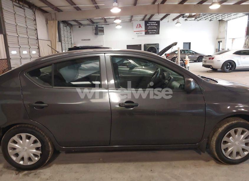 Photo 13 of 2015 Nissan Versa 1.6 S (VIN 3N1CN7AP3FL924014)