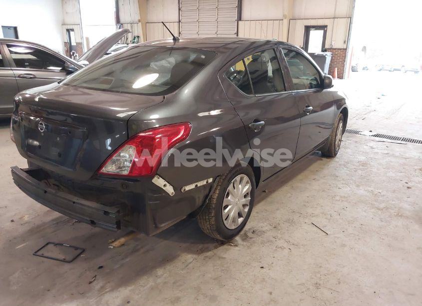 Photo 4 of 2015 Nissan Versa 1.6 S (VIN 3N1CN7AP3FL924014)