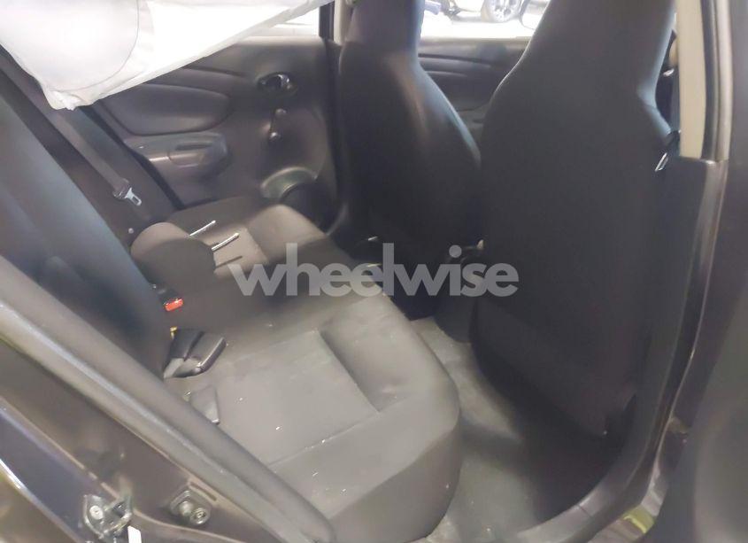 Photo 8 of 2015 Nissan Versa 1.6 S (VIN 3N1CN7AP3FL924014)