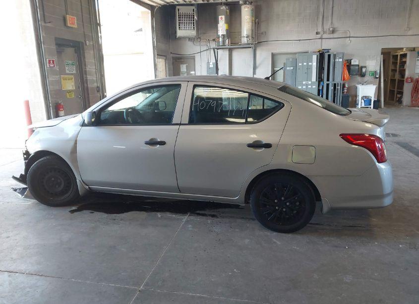 Photo 15 of 2015 Nissan Versa 1.6 S+ (VIN 3N1CN7AP3FL938138)