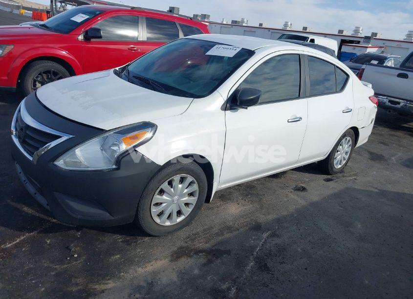 Photo 2 of 2015 Nissan Versa 1.6 SV (VIN 3N1CN7AP3FL943064)