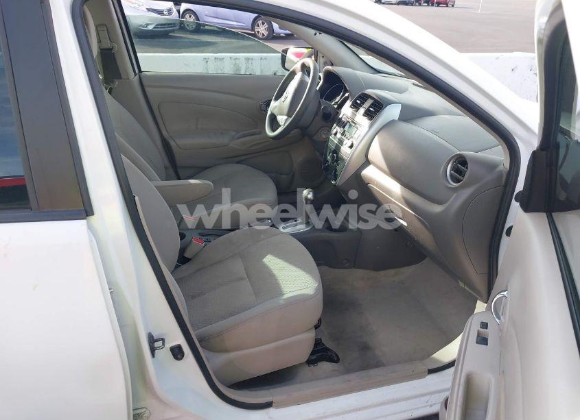 Photo 5 of 2015 Nissan Versa 1.6 SV (VIN 3N1CN7AP3FL943064)