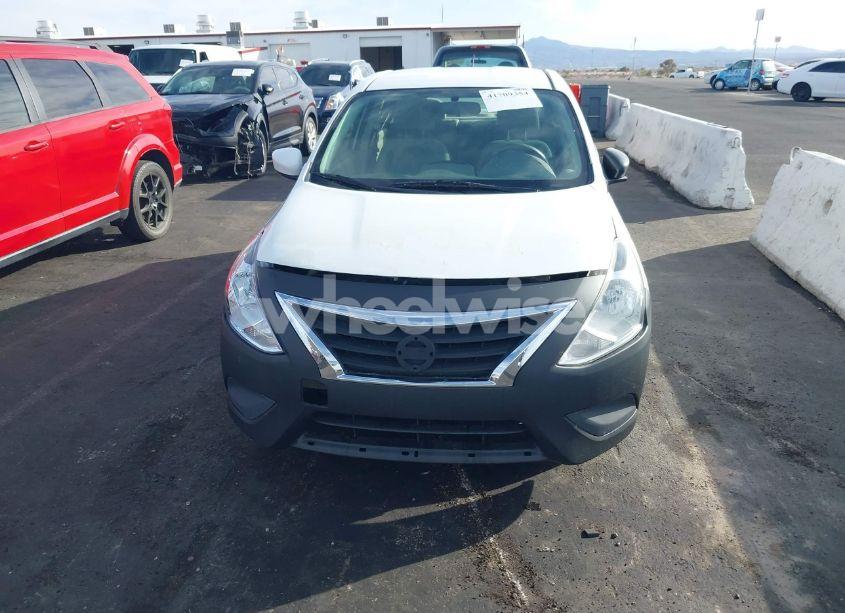 Photo 6 of 2015 Nissan Versa 1.6 SV (VIN 3N1CN7AP3FL943064)