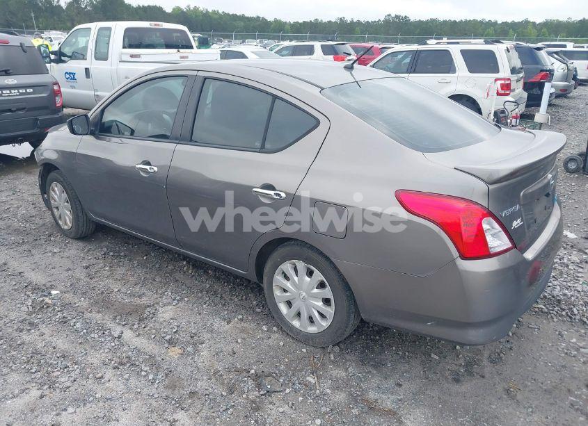 Photo 3 of 2016 Nissan Versa 1.6 S/1.6 S+/1.6 SL/1.6 SV (VIN 3N1CN7AP3GL814792)