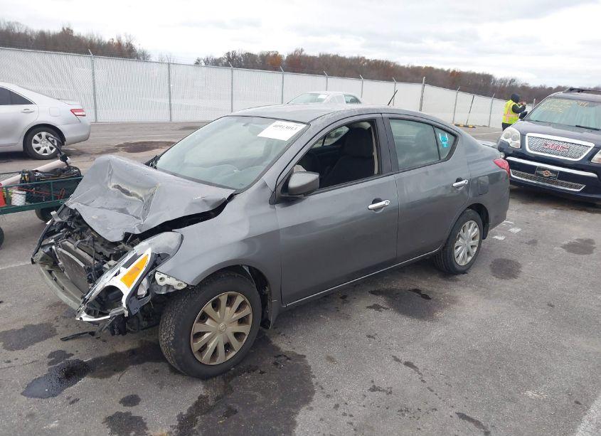Photo 2 of 2016 Nissan Versa 1.6 SV (VIN 3N1CN7AP3GL816610)