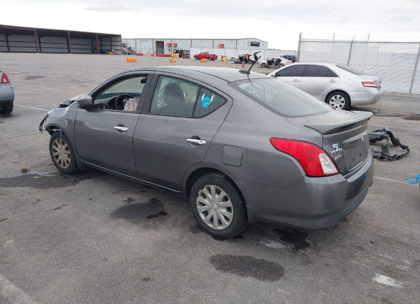Photo 3 of 2016 Nissan Versa 1.6 SV (VIN 3N1CN7AP3GL816610)