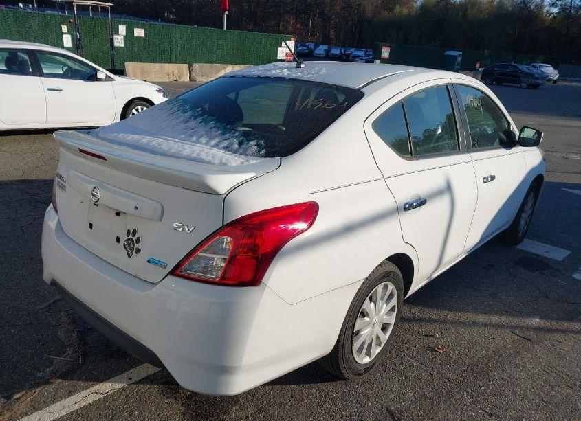 Photo 4 of 2016 Nissan Versa (VIN 3N1CN7AP3GL854547)