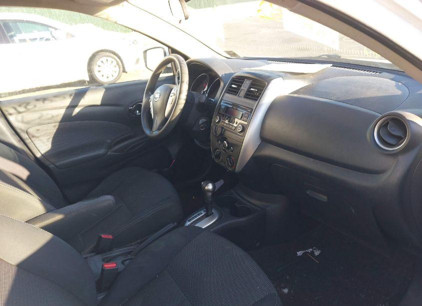 Photo 5 of 2016 Nissan Versa (VIN 3N1CN7AP3GL854547)