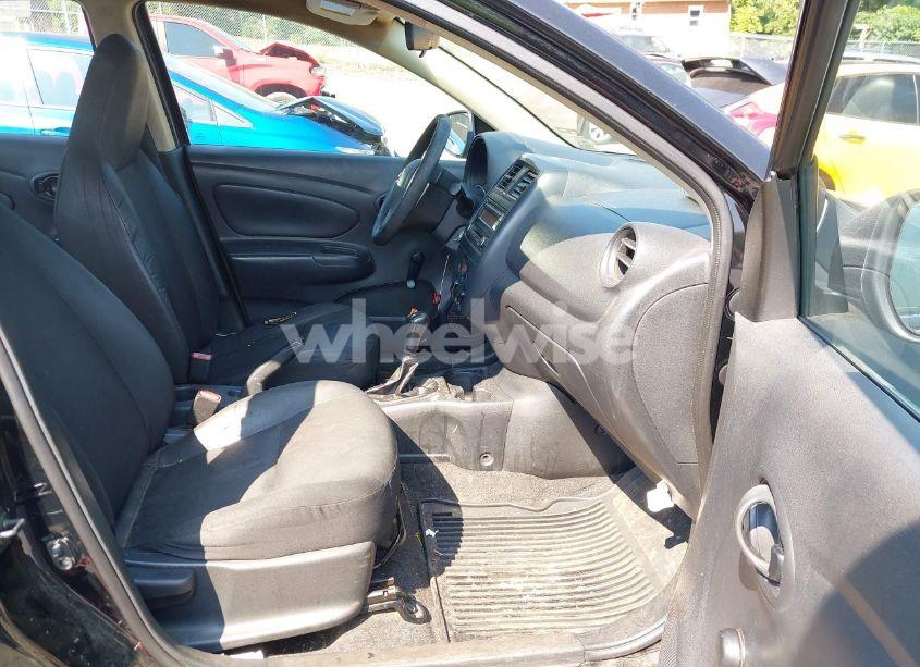 Photo 5 of 2016 Nissan Versa 1.6 S (VIN 3N1CN7AP3GL880629)