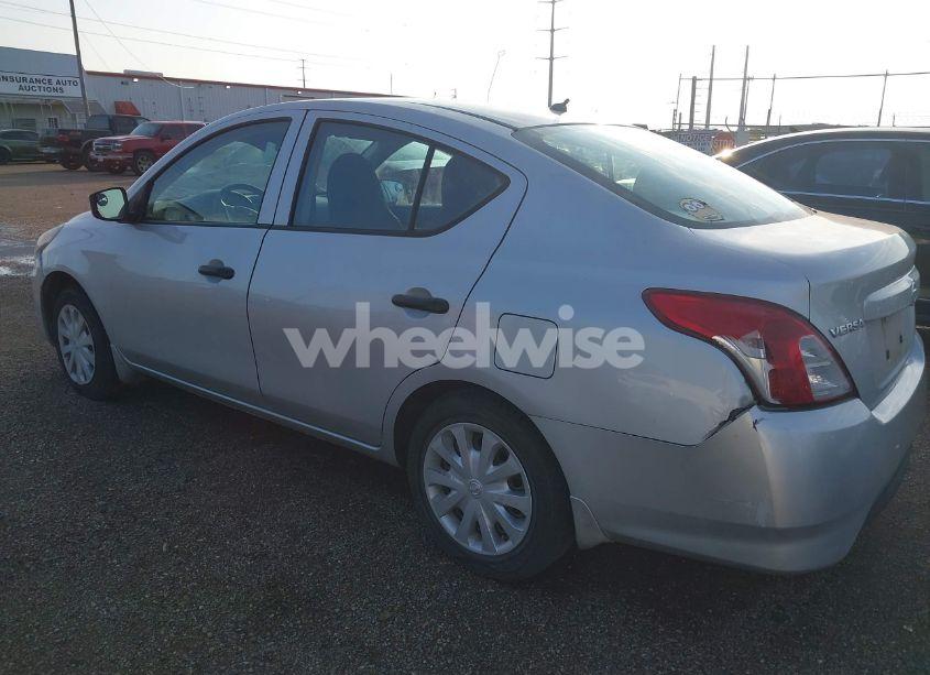 Photo 3 of 2016 Nissan Versa 1.6 S (VIN 3N1CN7AP3GL888763)
