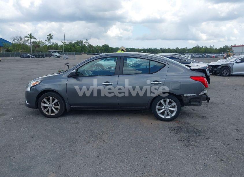 Photo 14 of 2016 Nissan Versa 1.6 SL (VIN 3N1CN7AP3GL889508)