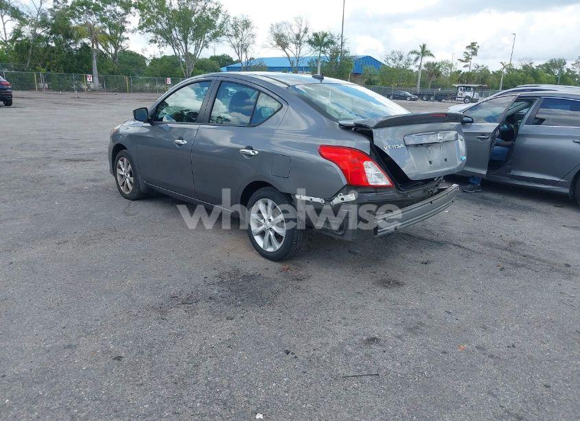 Photo 3 of 2016 Nissan Versa 1.6 SL (VIN 3N1CN7AP3GL889508)