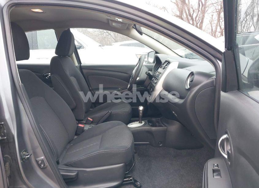 Photo 5 of 2016 Nissan Versa 1.6 S/1.6 S+/1.6 SL/1.6 SV (VIN 3N1CN7AP3GL892506)