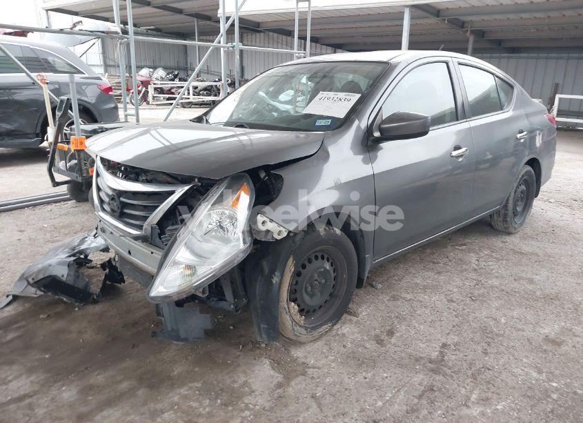 Photo 2 of 2016 Nissan Versa 1.6 SV (VIN 3N1CN7AP3GL894451)