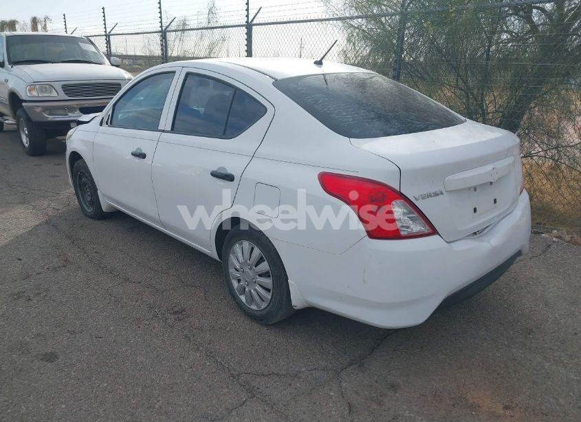 Photo 3 of 2016 Nissan Versa 1.6 S (VIN 3N1CN7AP3GL904976)
