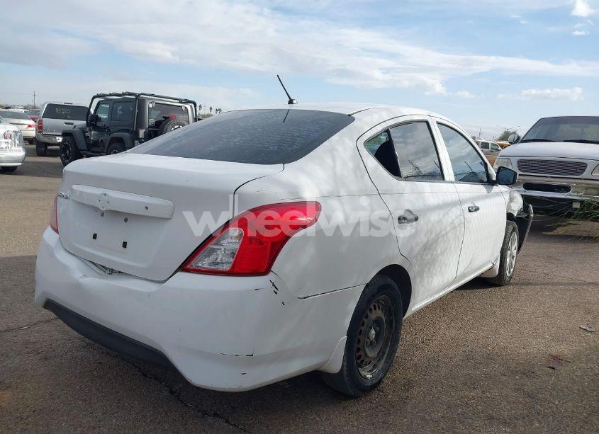 Photo 4 of 2016 Nissan Versa 1.6 S (VIN 3N1CN7AP3GL904976)