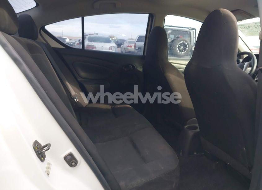 Photo 8 of 2016 Nissan Versa 1.6 S (VIN 3N1CN7AP3GL904976)