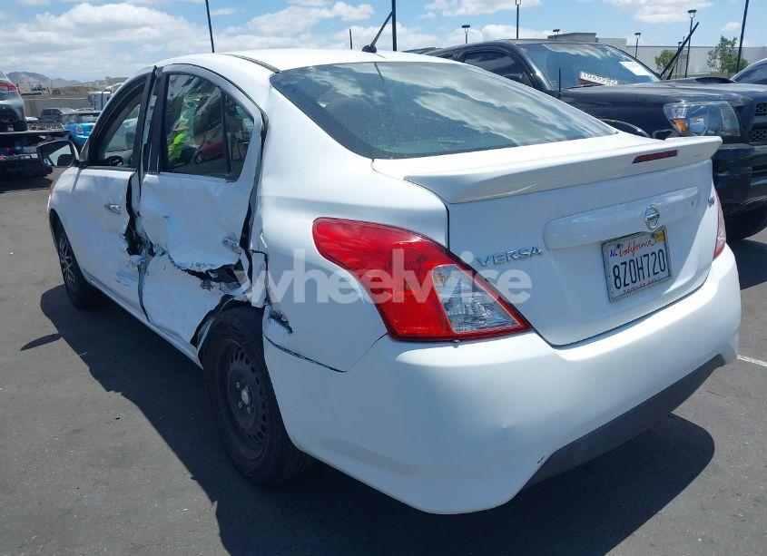 Photo 3 of 2017 Nissan Versa 1.6 SV (VIN 3N1CN7AP3HK466872)