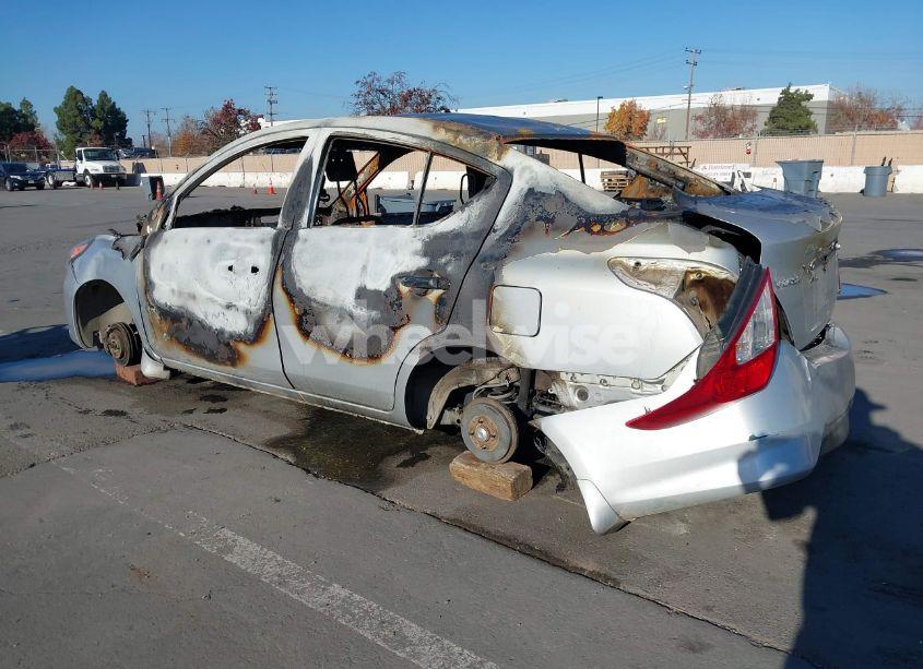 Photo 3 of 2017 Nissan Versa 1.6 S (VIN 3N1CN7AP3HL816351)