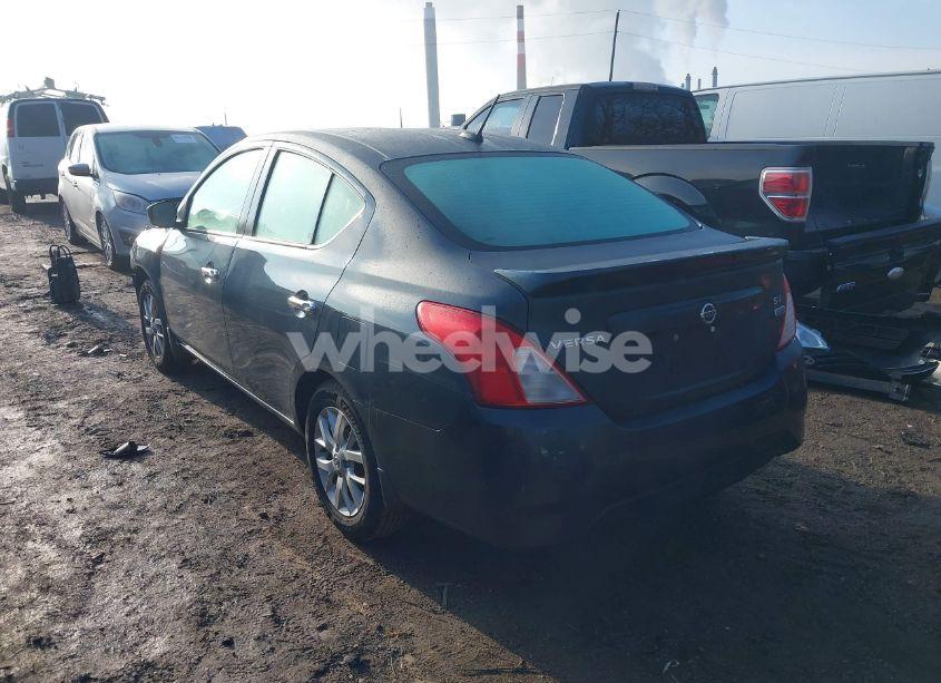 Photo 3 of 2017 Nissan Versa 1.6 SV (VIN 3N1CN7AP3HL828192)