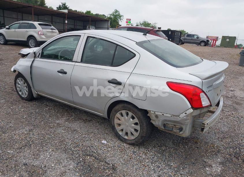 Photo 3 of 2017 Nissan Versa 1.6 S+ (VIN 3N1CN7AP3HL846756)