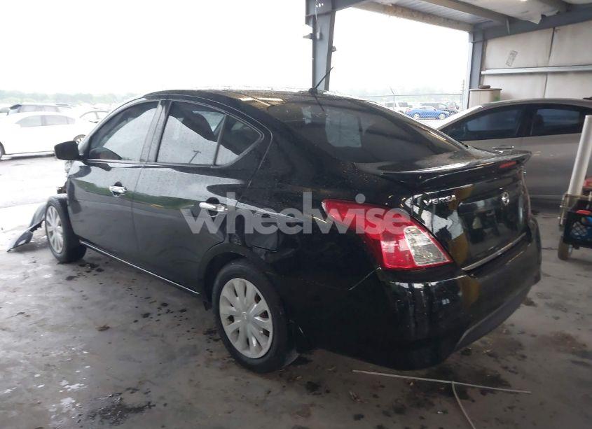 Photo 3 of 2017 Nissan Versa 1.6 SV (VIN 3N1CN7AP3HL867901)