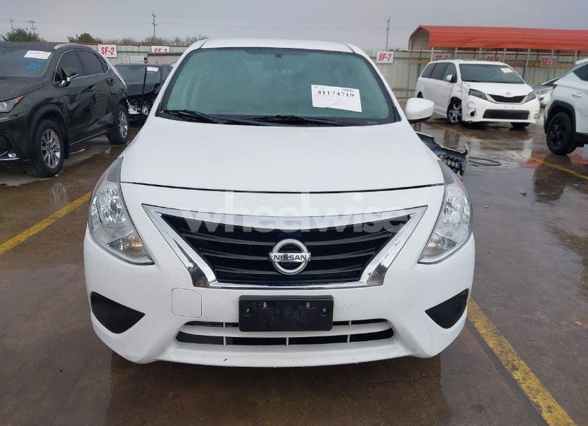Photo 13 of 2018 Nissan Versa 1.6 SV (VIN 3N1CN7AP3JK400358)