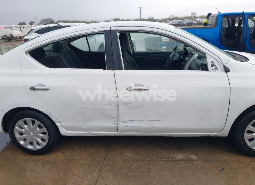 Photo 14 of 2018 Nissan Versa 1.6 SV (VIN 3N1CN7AP3JK400358)