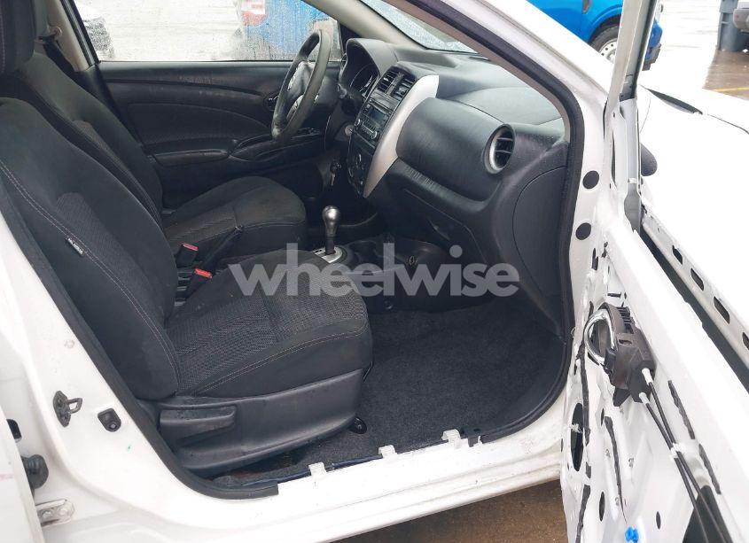 Photo 5 of 2018 Nissan Versa 1.6 SV (VIN 3N1CN7AP3JK400358)