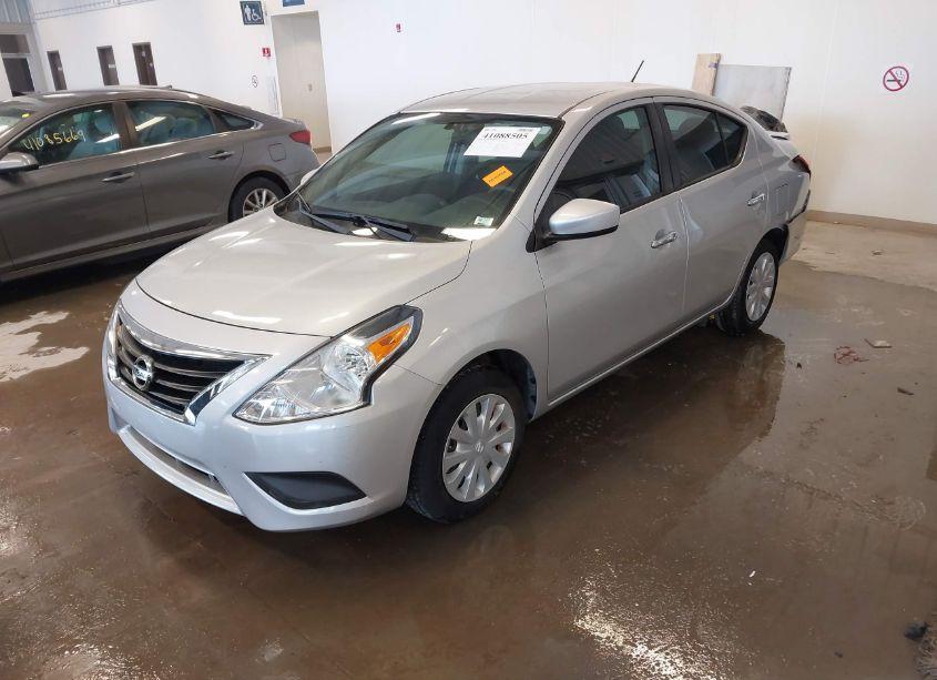 Photo 2 of 2018 Nissan Versa 1.6 SV (VIN 3N1CN7AP3JK428161)
