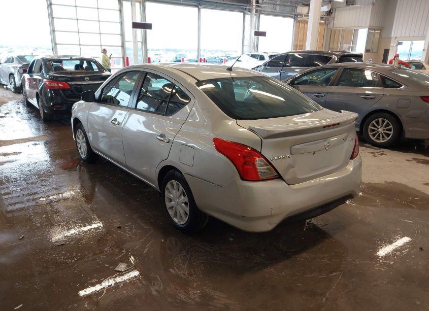 Photo 3 of 2018 Nissan Versa 1.6 SV (VIN 3N1CN7AP3JK428161)