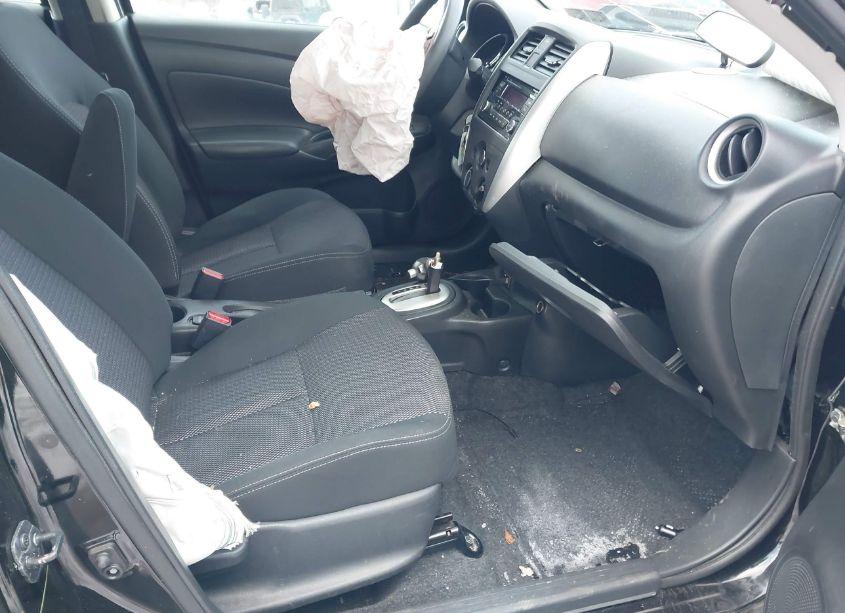 Photo 5 of 2018 Nissan Versa 1.6 SV (VIN 3N1CN7AP3JL819725)