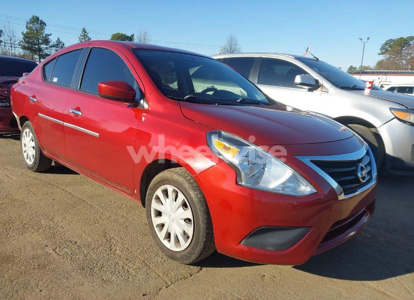 2018 Nissan Versa 1.6 SV (VIN 3N1CN7AP3JL838047) main photo